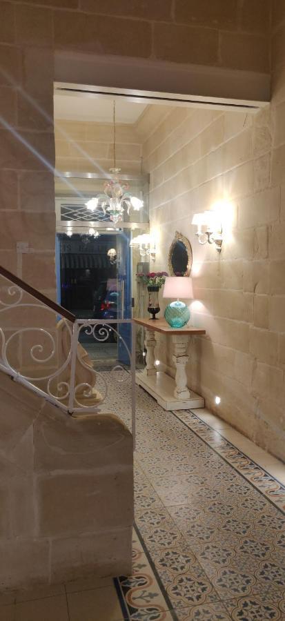 Central 214 Boutique Hotel Hamrun Екстериор снимка