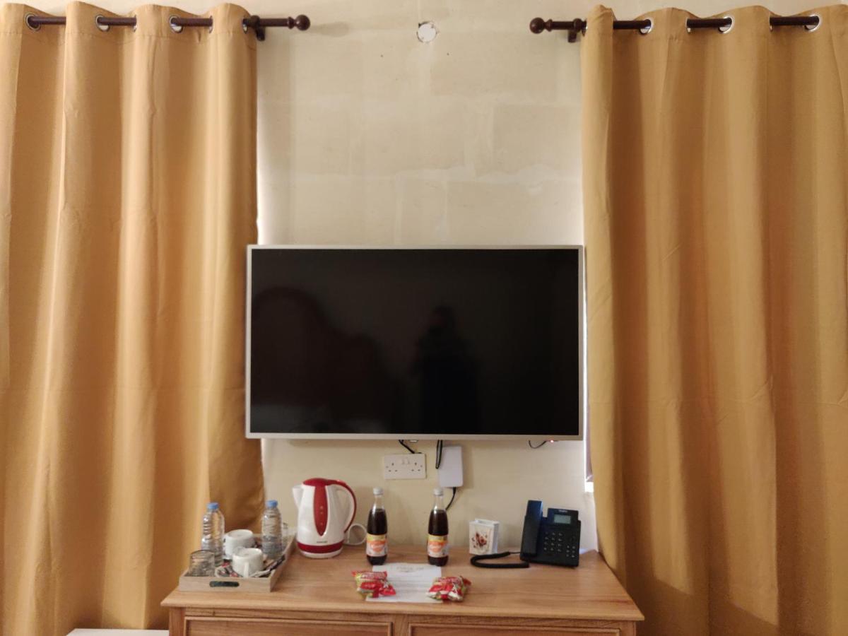 Central 214 Boutique Hotel Hamrun Екстериор снимка