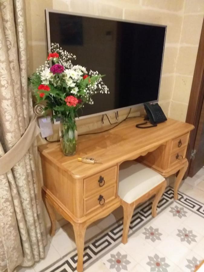 Central 214 Boutique Hotel Hamrun Екстериор снимка